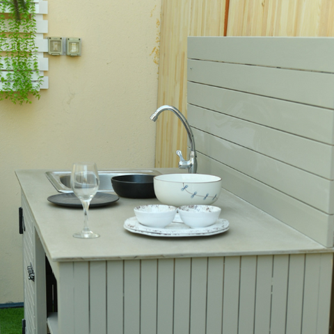 arial outdoor kitchen  set